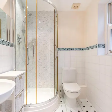 بيت للعطل 3 Bed In Oc-l30531 ويتبي