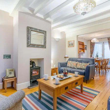 3 Bed In Whitby Oc-L30531